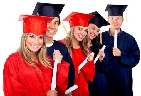 Graduates w Diplomas